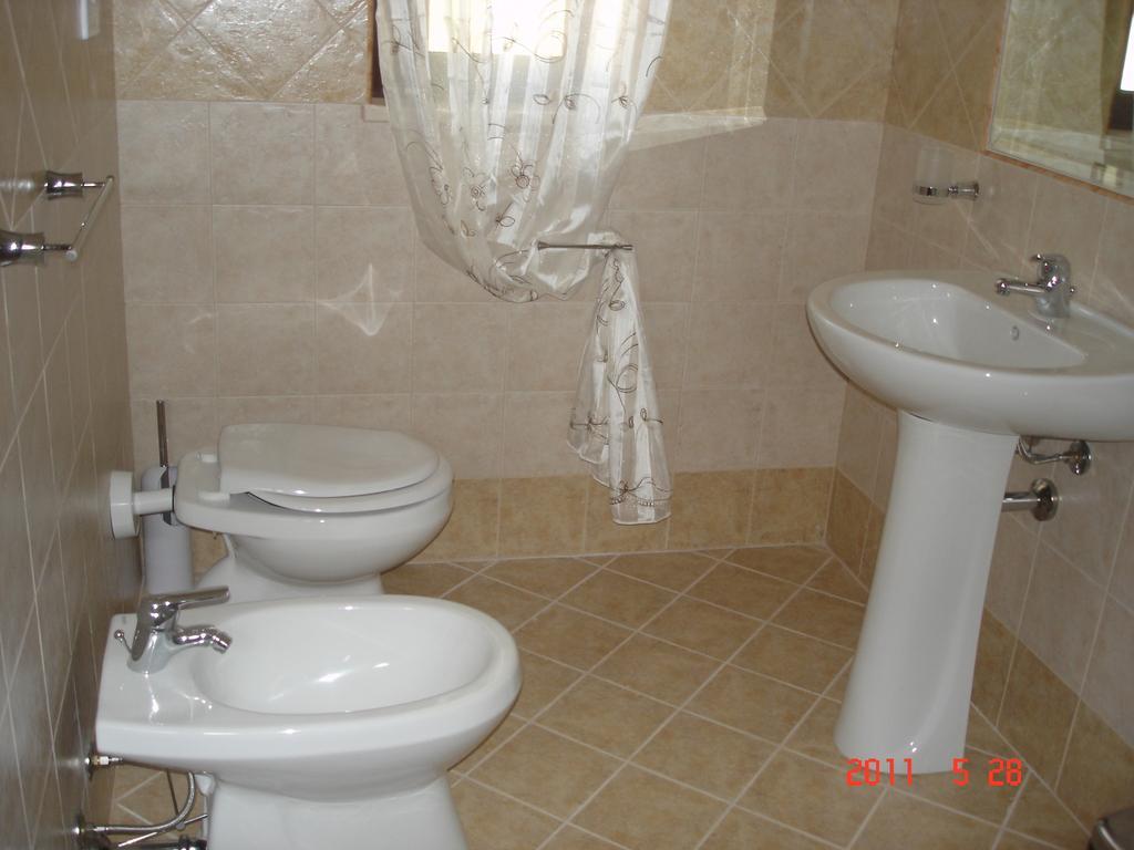 Funno Delle Noci Hotel Peschici Szoba fotó